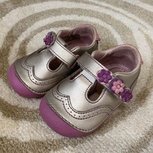 Stride Rite - Toddler Size 4.5W Shoes
